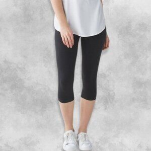 Lululemon Flow Crop Stretchy High Rise Seamless Athletic Yoga Leggings Black W S